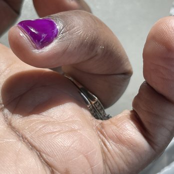 AJ Nails - Bulging/ lumpy polish and uneven - Day Spas Near Me - University Park, Florida