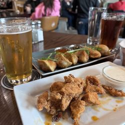 Fergus & Bix - Chicken, potstickers
