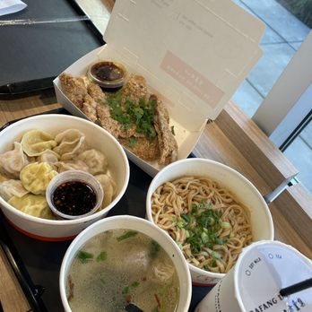 Bafang Dumpling - Chili pepper fried chicken Bafang dumpling bowl + lemon black tea Signature noodle + wonton soup - Taiwanese Near Me - San Diego, California