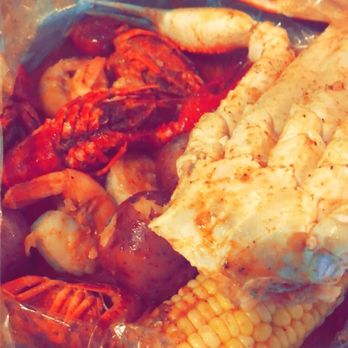 Boil Bay - Seafood Near Me - Virginia Beach, Virginia