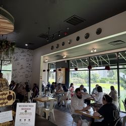 Toot Beirut - Indoor dining