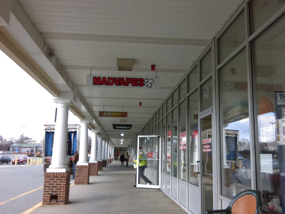 DOLLAR TREE Updated August 2024 12 Photos 935 Grafton St