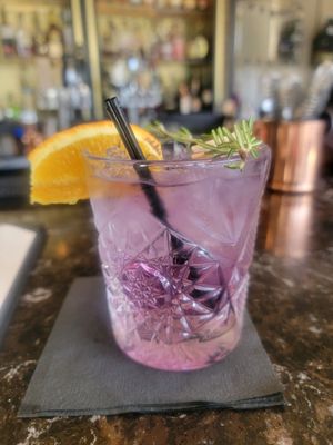 Zelda’s 750 West by null