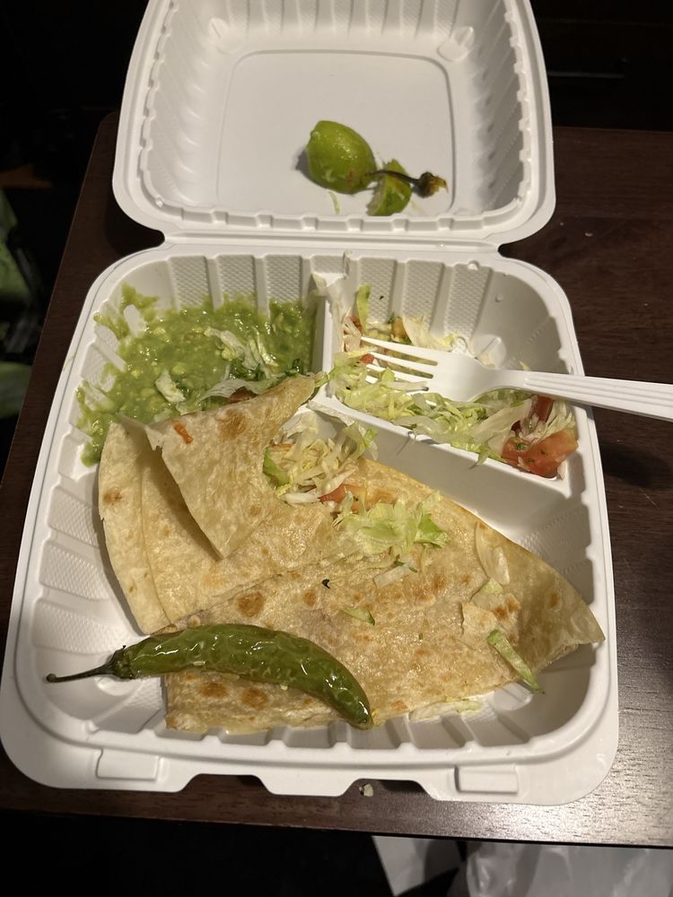 El Huarache Taco Shop Logo