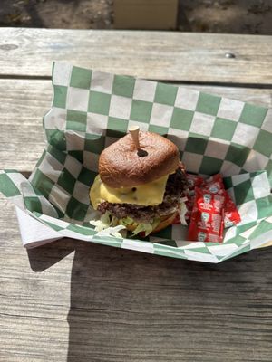 Gimme Burger by null