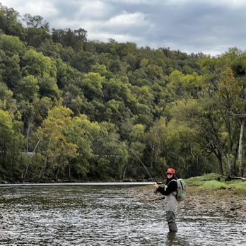 White River Trout Club - Rim Shoals - Fishing Near Me - Flippin, Arkansas White River Trout Club - Rim Shoals - Fishing Near Me - Flippin, Arkansas