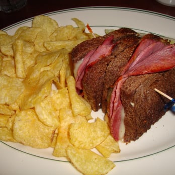 Maynard's Restaurant - Rogers - American Near Me - Rogers, Minnesota Maynard's Restaurant - Rogers - American Near Me - Rogers, Minnesota