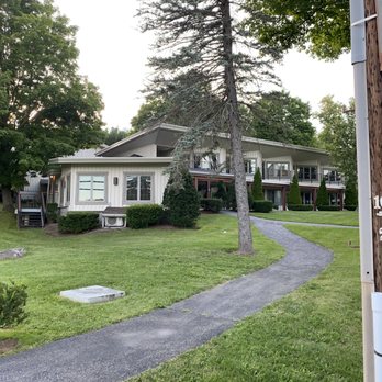 Winwood Inn & Condominiums - The condos - one and two bedrooms - Condominiums Near Me - Windham, New York Winwood Inn & Condominiums - The condos - one and two bedrooms - Condominiums Near Me - Windham, New York