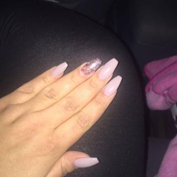 Jasmine's Boutique - Nail Salons Near Me - Chicago, Illinois