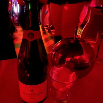 Cherry - Champagne and Cotton Candy to dissolve inside...nice combo! - Bars Near Me - Houston, Texas