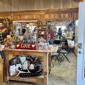 Misty Valley Farm - Wineries Near Me - Carnation, Washington