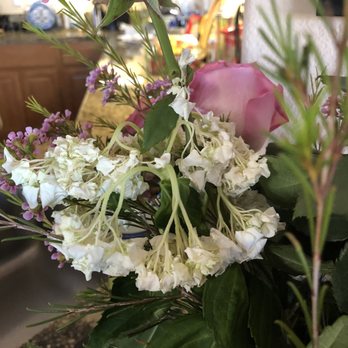 The Flower Company - More dead flowers. - Florists Near Me - Palm Desert, California The Flower Company - More dead flowers. - Florists Near Me - Palm Desert, California