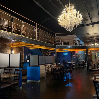 Kitchen 17 - Backside seating multi-level - Vegan Near Me - Chicago, Illinois Kitchen 17 - Backside seating multi-level - Vegan Near Me - Chicago, Illinois