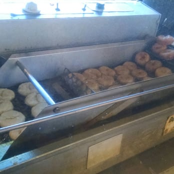 Daily Dozen Doughnut - Bakeries Near Me - Seattle, Washington Daily Dozen Doughnut - Bakeries Near Me - Seattle, Washington