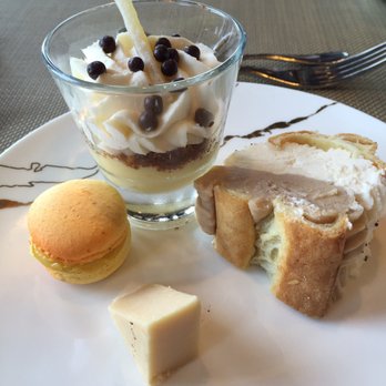 Champlain - Selection of sweets from tea: macaron, lemon curd in a glass, choux pastry with chant illy and maple cream, sucre a la creme - French Near Me - Quebec City, Quebec