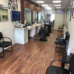 Sam's Barber Shop - Covid 19 interior