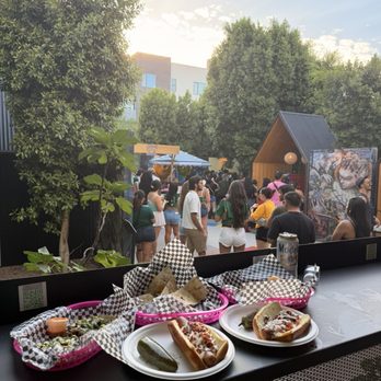 The Pemberton - Food Trucks Near Me - Phoenix, Arizona The Pemberton - Food Trucks Near Me - Phoenix, Arizona