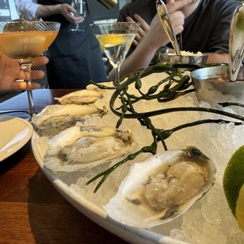 Little’s Oyster Bar - Oysters - Seafood Near Me - Houston, Texas Little’s Oyster Bar - Oysters - Seafood Near Me - Houston, Texas