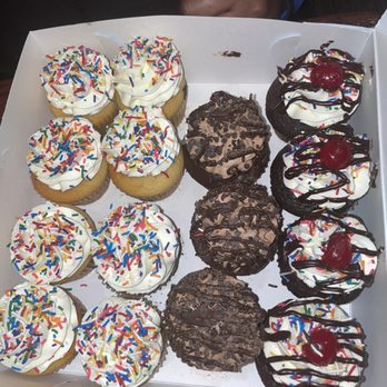 Mr. Cupcakes - a box of cupcakes - Cupcakes Near Me - Paramus, New Jersey Mr. Cupcakes - a box of cupcakes - Cupcakes Near Me - Paramus, New Jersey