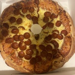 Kraus'pizza - Large pepperoni and extra cheese