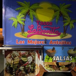 Tacos La Bonita - Tacos is so good. She made her own tortilla.
