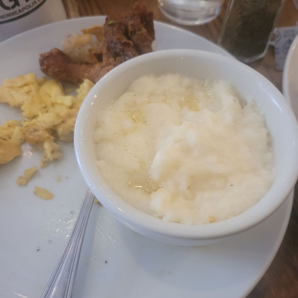 Eggy's Diner - Minneapolis - Grits HORRIBLE - Breakfast & Brunch Near Me - Minneapolis, Minnesota Eggy's Diner - Minneapolis - Grits HORRIBLE - Breakfast & Brunch Near Me - Minneapolis, Minnesota