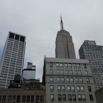 Glass Ceiling Rooftop - Lounges Near Me - New York, New York