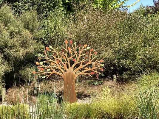Lava Glass - Glassblowing Studio, Sculpture Garden, Art Gallery, Café by null