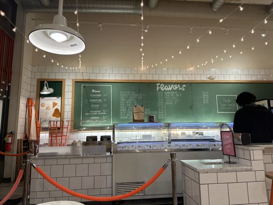 Jeni's Splendid Ice Creams by null