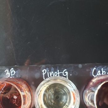 Solely Wine - Wine flight - Venues & Event Spaces Near Me - Indianapolis, Indiana