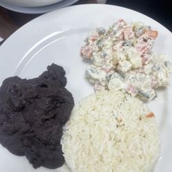 La Cocina De Martina - Ensalada Rusa frijoles y arroz