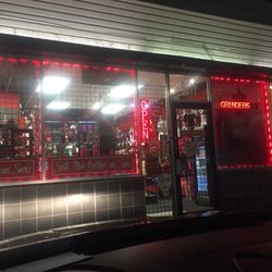 South Main Boutique & Smoke