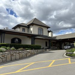 Nineteen Okanagan Grill and Bar