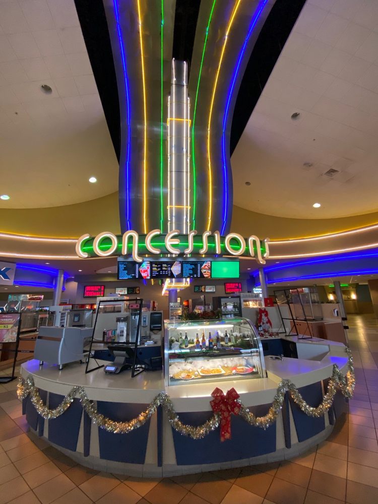 CMX LAKESIDE VILLAGE 18 & IMAX Updated October 2024 115 Photos & 55