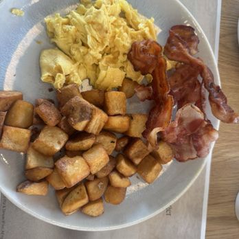 Pür And Simple - Breakfast & Brunch Near Me - Toronto, Ontario