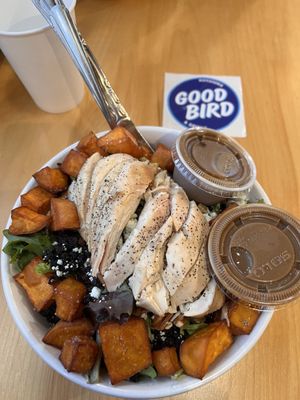 Photo of Good Bird - La Nouvelle-Orléans, LA, US. Sue Bird Salad dressing on side