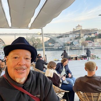 Café do Cais - Cafes Near Me - Porto, 13