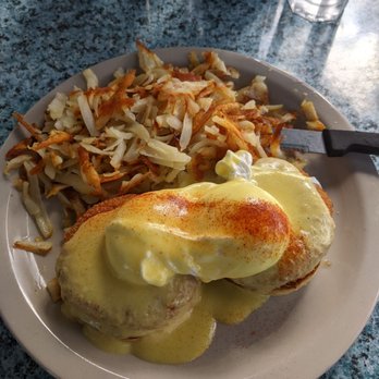 Bill's Cafe - Crab Cakes Benedict with hash browns - Breakfast & Brunch Near Me - San Jose, California Bill's Cafe - Crab Cakes Benedict with hash browns - Breakfast & Brunch Near Me - San Jose, California