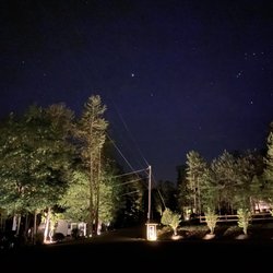 Little Creek RV & Tiny Home Resort - Entrance at night