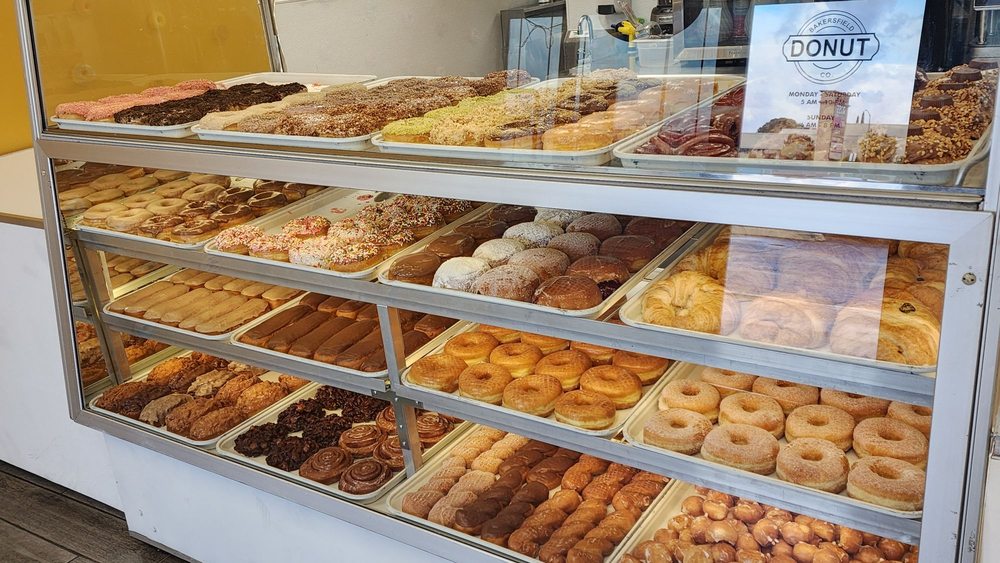 BAKERSFIELD DONUT CO 3809 Ming Ave, Bakersfield, California Donuts