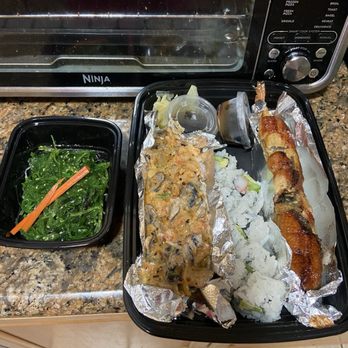Kazuki Sushi - Dragon roll, Baked langostino and seaweed salad that I bought from Sushi Dan after the horrific experience from Kazuki Sushi. - Sushi Bars Near Me - Los Angeles, California Kazuki Sushi - Dragon roll, Baked langostino and seaweed salad that I bought from Sushi Dan after the horrific experience from Kazuki Sushi. - Sushi Bars Near Me - Los Angeles, California