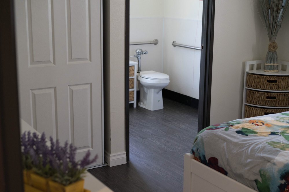 YORKSHIRE VILLAGE Updated August 2024 12 Photos & 10 Reviews 26933 Cornell St, Hemet