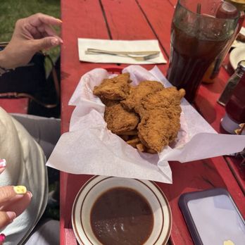 Red Hut Cafe Nevada - My wife Chicken tenders - American Near Me - Stateline, Nevada Red Hut Cafe Nevada - My wife Chicken tenders - American Near Me - Stateline, Nevada