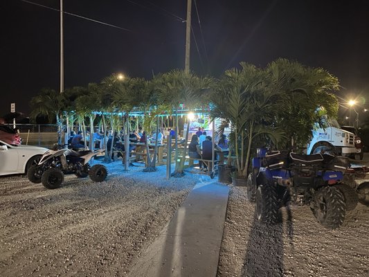 Taqueria 5 Hermanos Food Truck by null