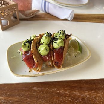 Monkeypod Kitchen - Poke Tacos!! - New American Near Me - Lahaina, Hawaii