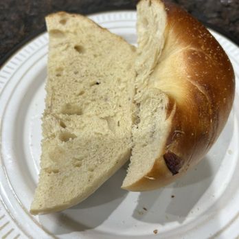 Jersey Bagels - Supposed to be cranberry walnut bagel!! - Bagels Near Me - Houston, Texas Jersey Bagels - Supposed to be cranberry walnut bagel!! - Bagels Near Me - Houston, Texas