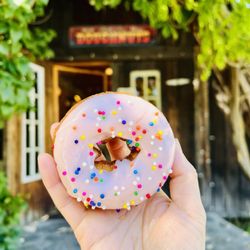Billy G’s Doughnut Shop