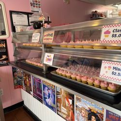 All pink cupcakes - so good only one kind!