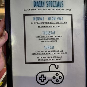 Black Dog Retro Arcade - Drink specials - Pizza Near Me - Arlington, Texas Black Dog Retro Arcade - Drink specials - Pizza Near Me - Arlington, Texas