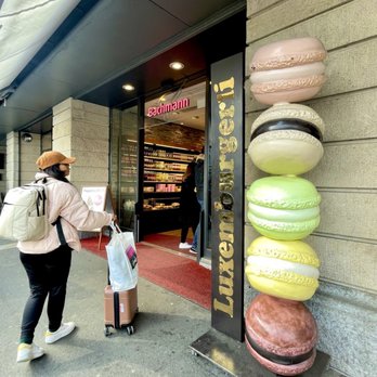 Confiseur Bachmann - Bakeries Near Me - Luzern, LU Confiseur Bachmann - Bakeries Near Me - Luzern, LU